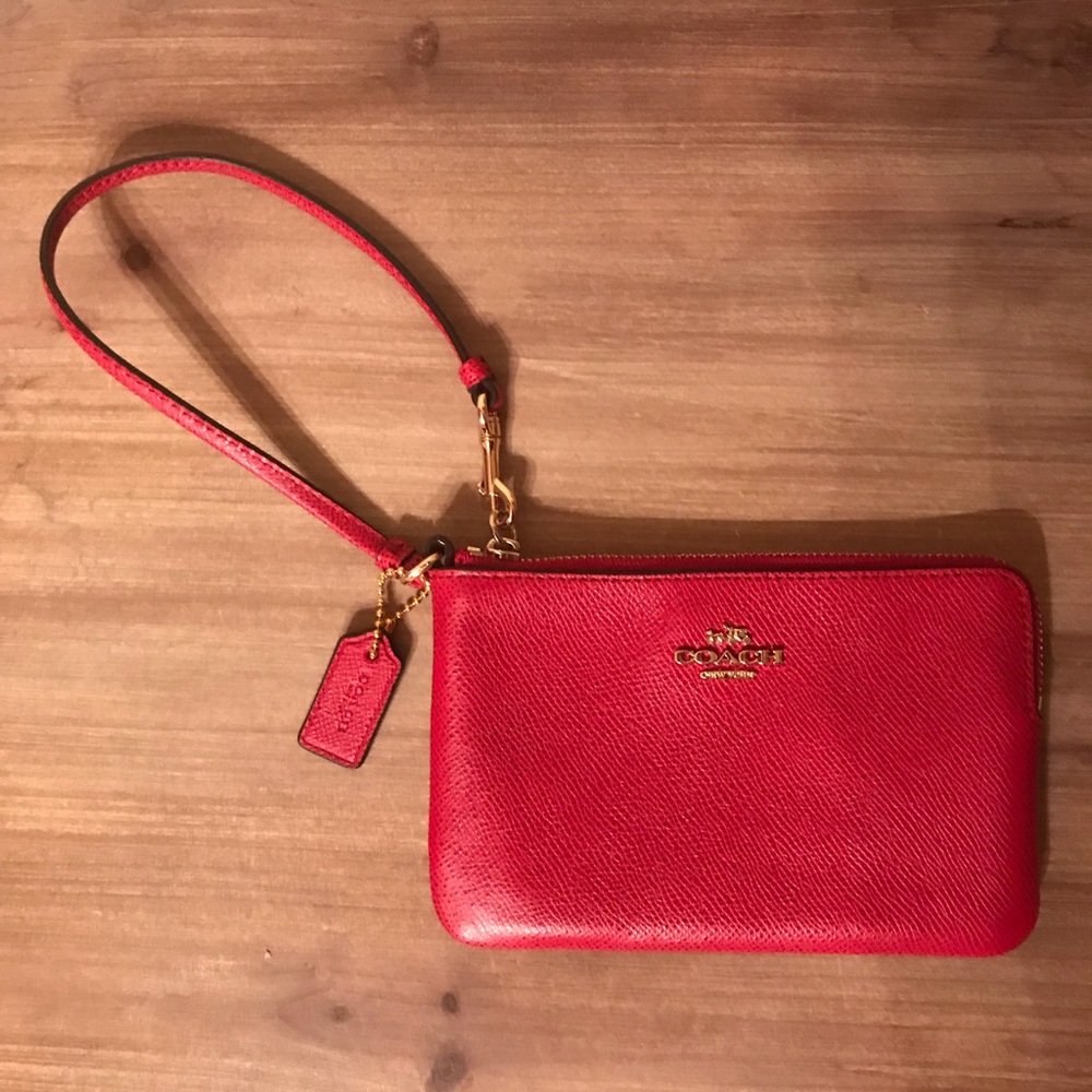 Coach Corner Zip Wristlet Red